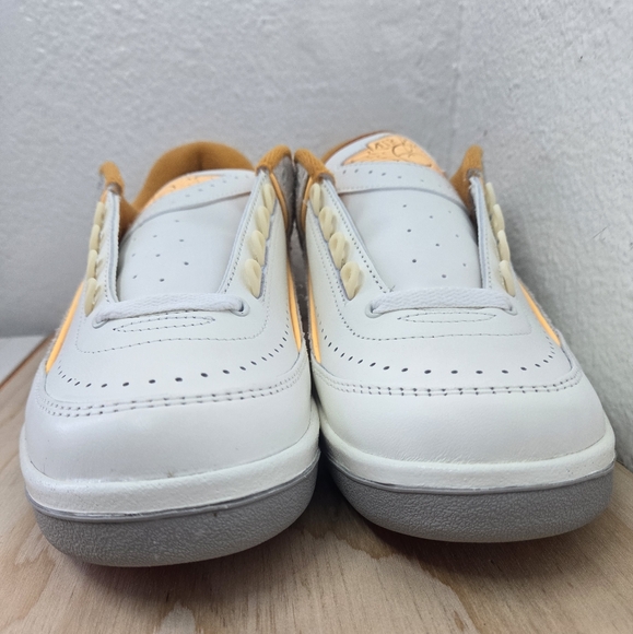 AIR JORDAN 2 RETRO LOW Sail/Melon Tint-Light Curry  DV9956-118 - Picture 5 of 7